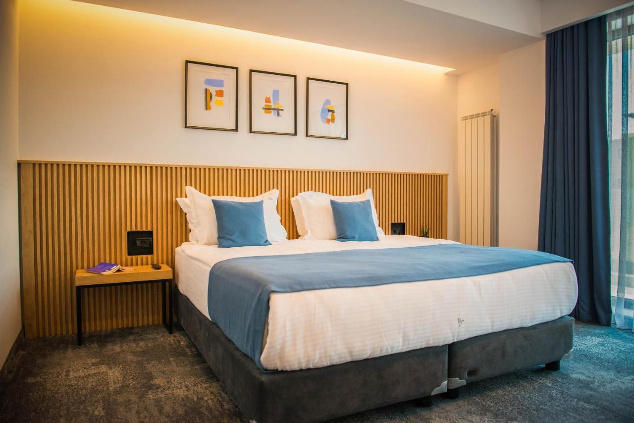 Vigo Hotel 3*