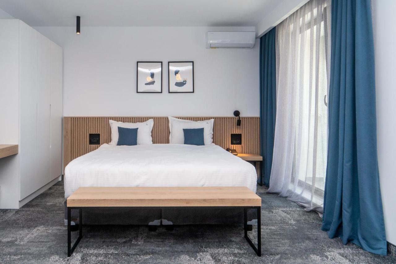 Vigo Hotel